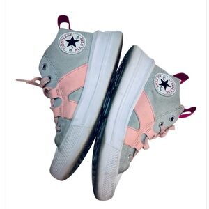 Converse Chuck Taylor Ultra Color Block Easy On Littlekids 
Size 1